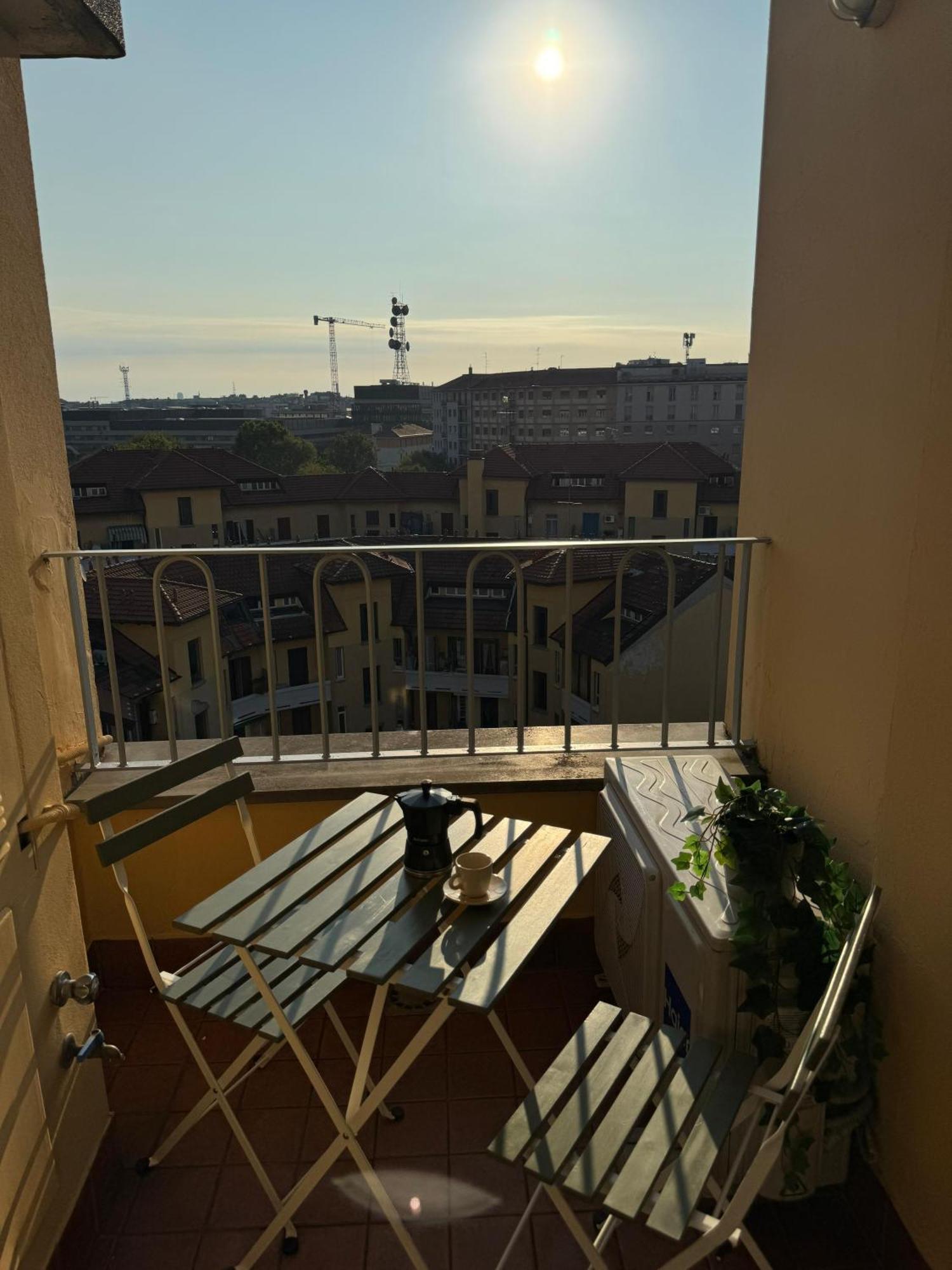 Apartment Attico Con Balcone In Centro A Isola Mailand